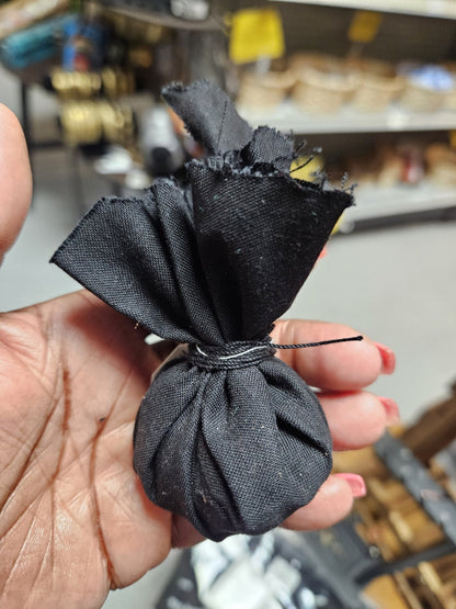 Mojo / Gris Gris Bags (assorted colors)